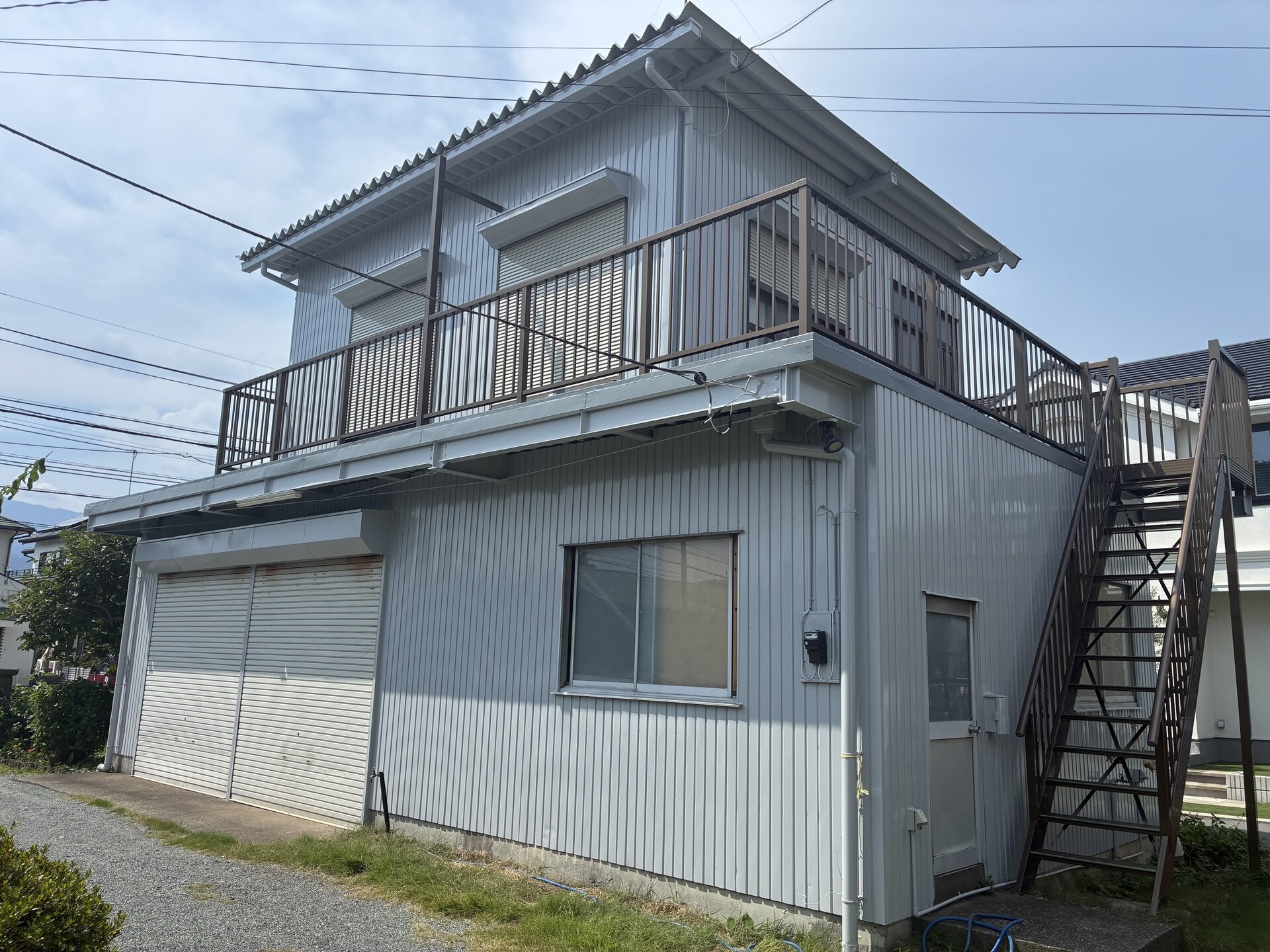 壁の塗替えで、表情一新