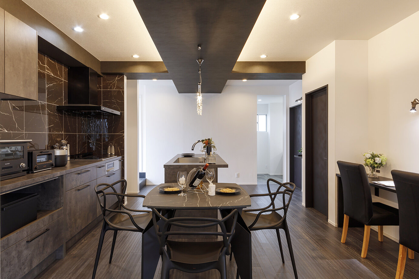 築40年の戸建てをラグジュアリーにまるごとリノベーション