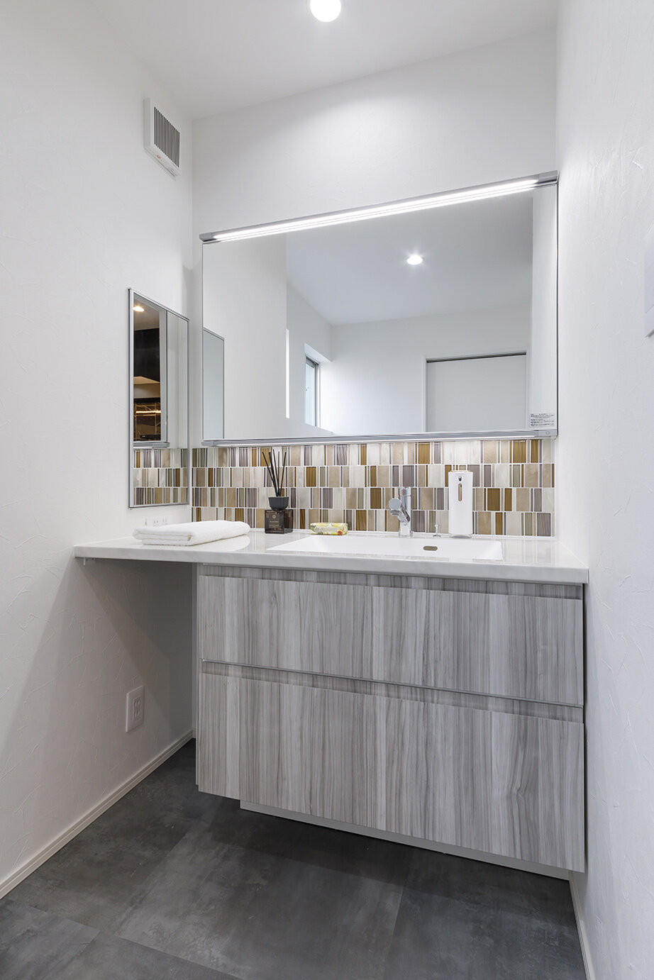 築40年の戸建てをラグジュアリーにまるごとリノベーション